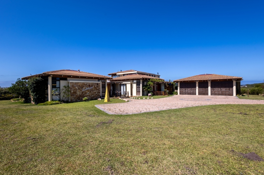 4 Bedroom Property for Sale in Whale Rock Western Cape
